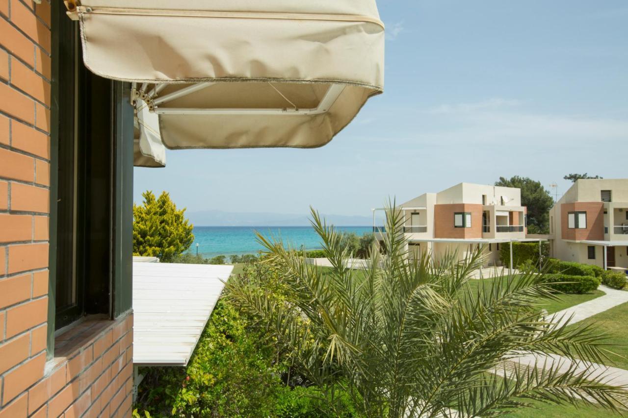 Villa Dihtia On The Sea 佩科霍里 外观 照片